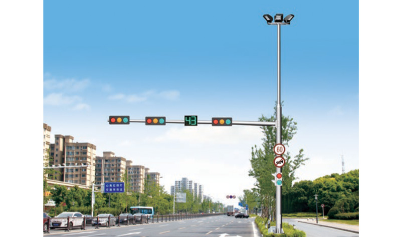 道路的路燈使用綜合桿優(yōu)勢(shì)有哪些？